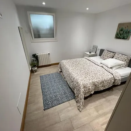 Eira Recien Reformado A Coruña